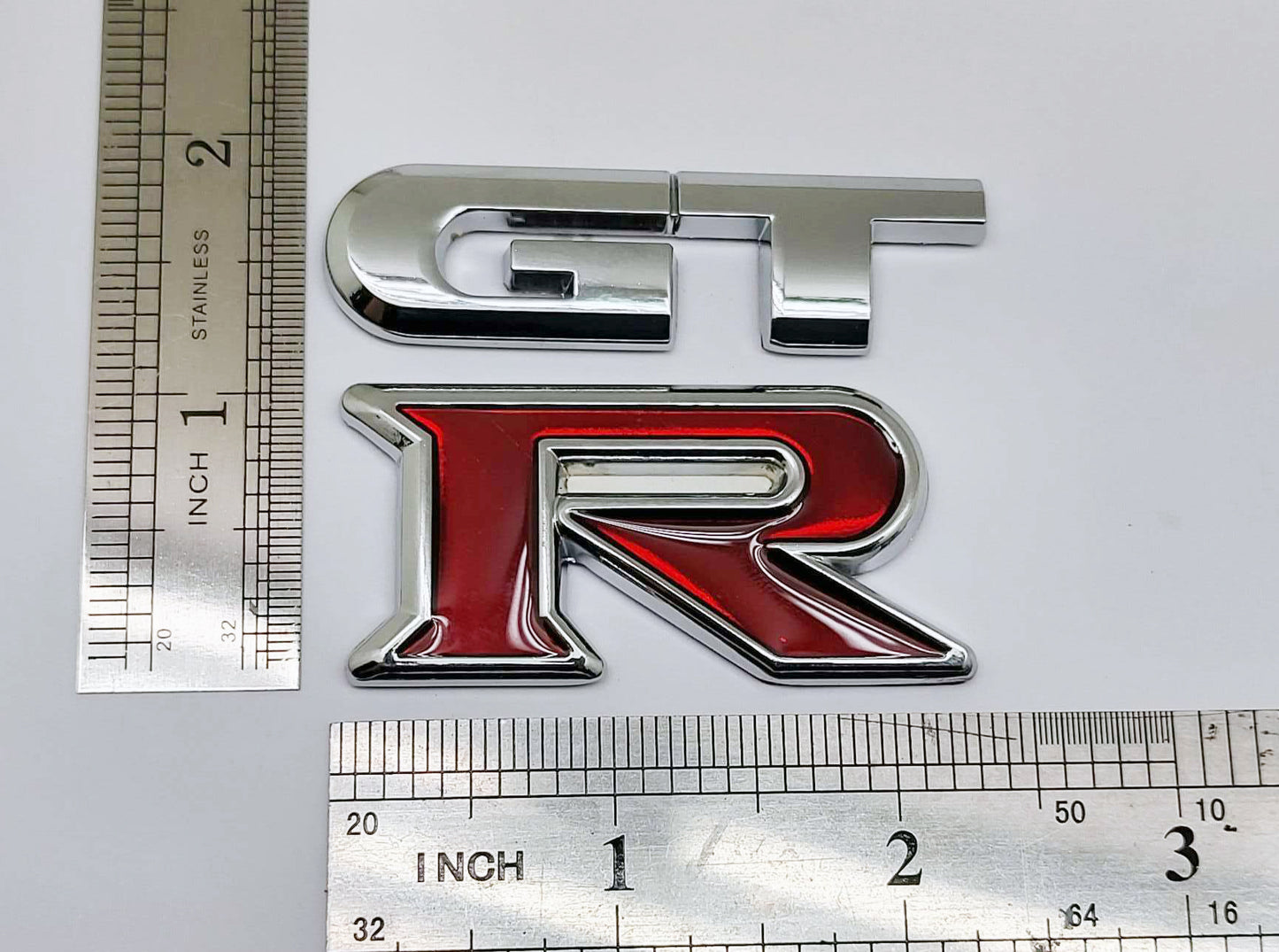 トランクバッジエンブレムフィット日産スカイライン R35 GT-R 、新しい GTR 、金属製