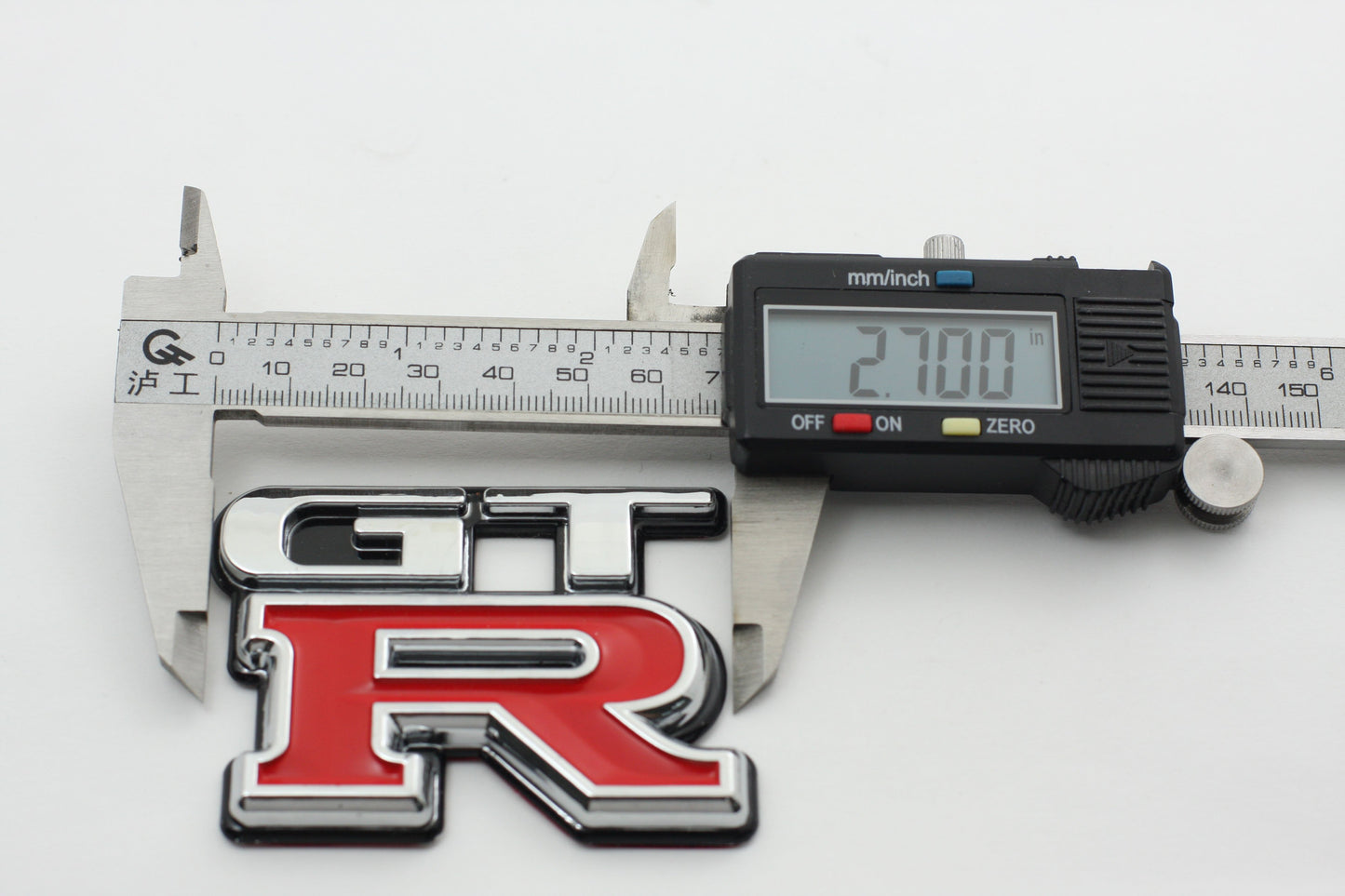 バッジエンブレム日産スカイライン GTR R32 R33 R34 R35 GT-R RB26 に適合